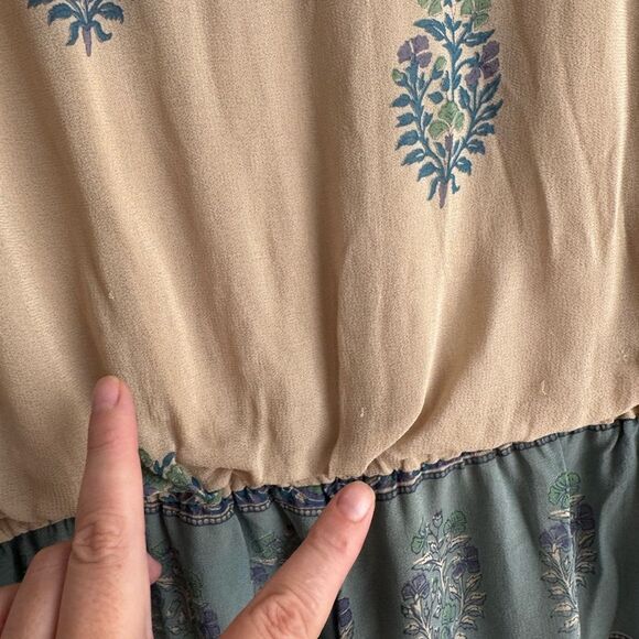 Free People Janpath Romper Shorts Jumpsuit Long Bell Sleeve Beige Blue Floral SP - Picture 8 of 12